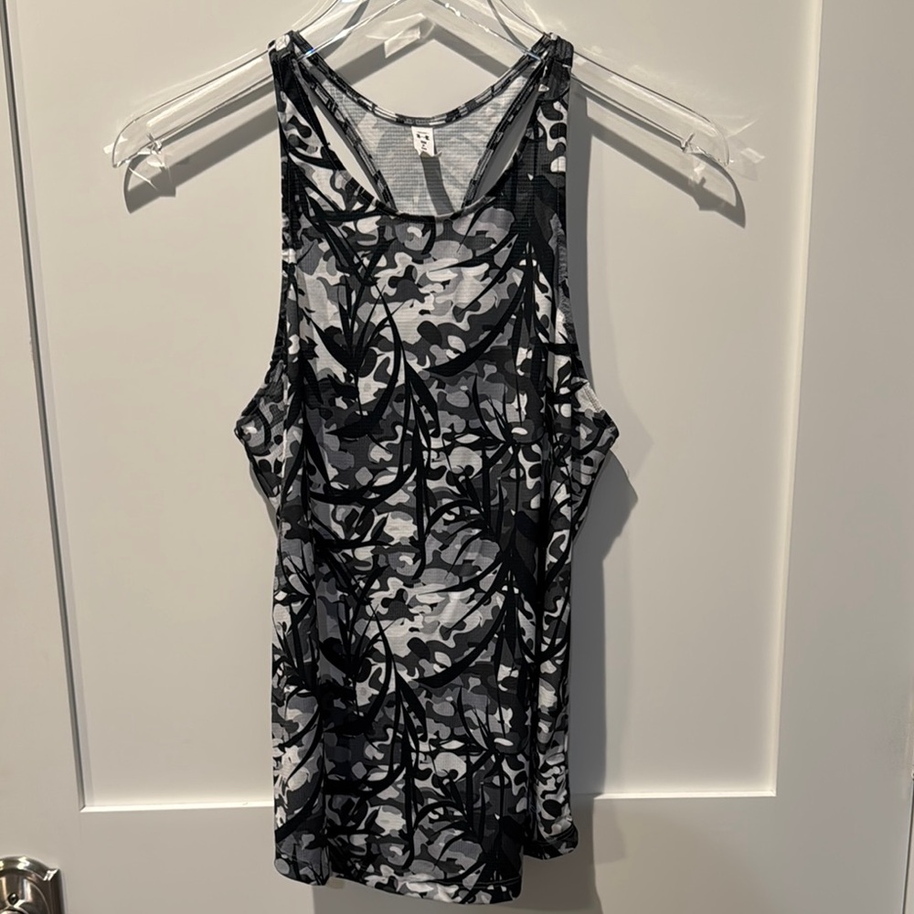 Under Armour Black and Gray Camo Tank Top